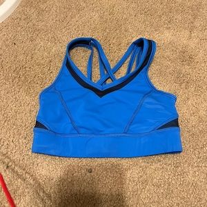 The tag have been cut off but is in great condition